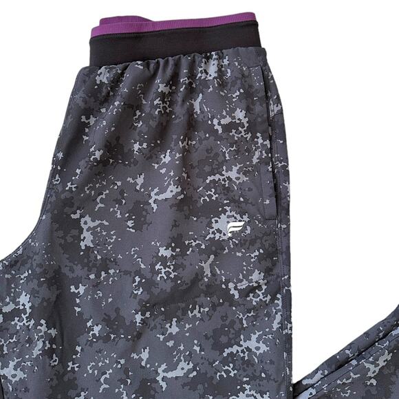 Fabletics The Fundamental Pants Mens Medium Black Nueue Camo - Picture 8 of 8